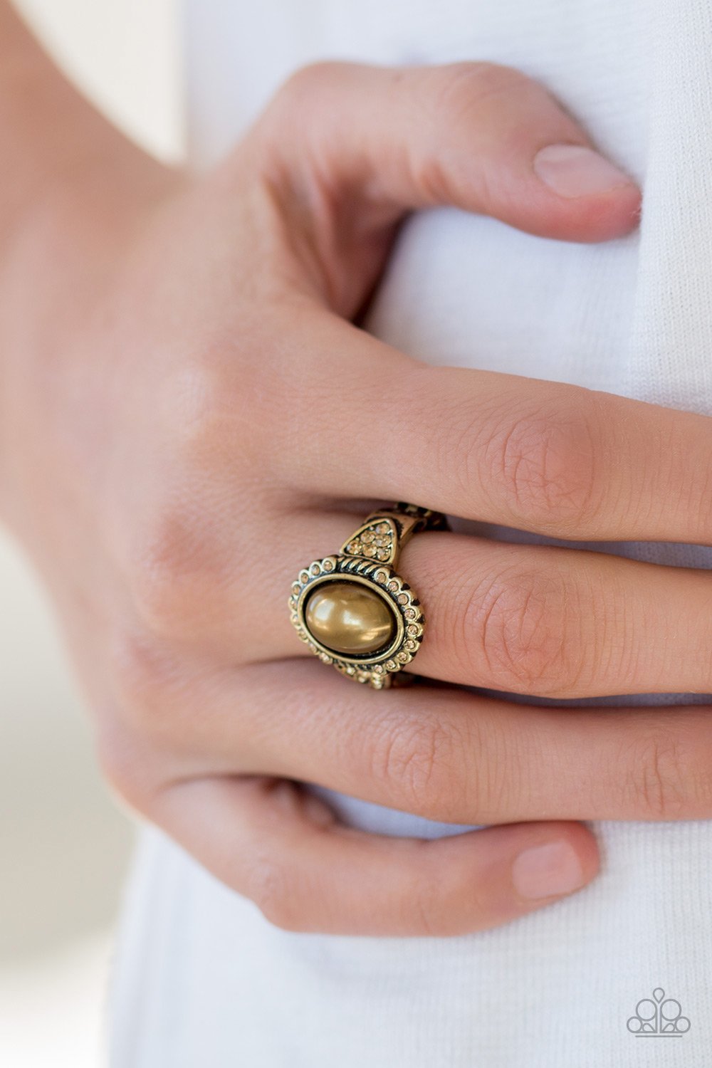 Pearl Party-brass-Paparazzi ring