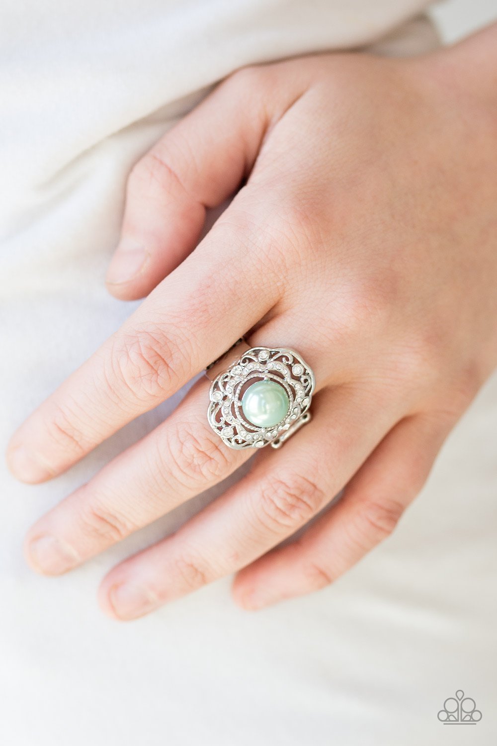 Pearl Princess - Paparazzi ring