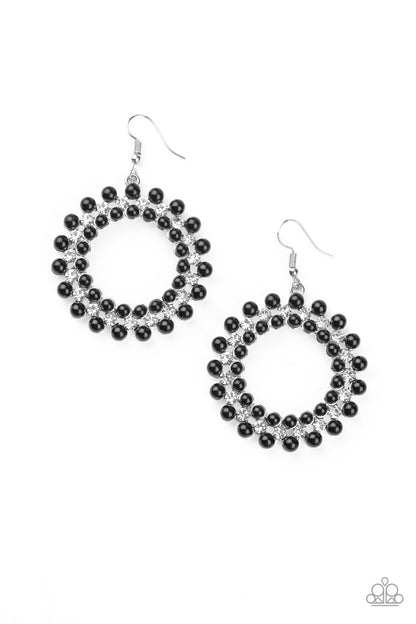 Pearly Poise - black - Paparazzi earrings
