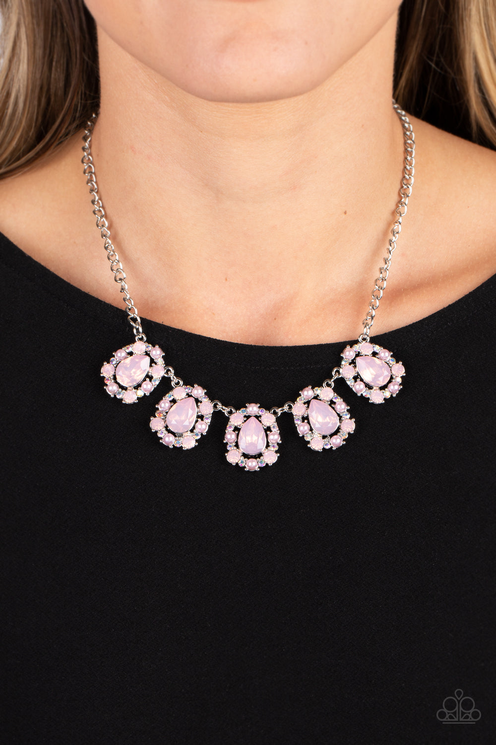 Pearly Pond - pink - Paparazzi necklace