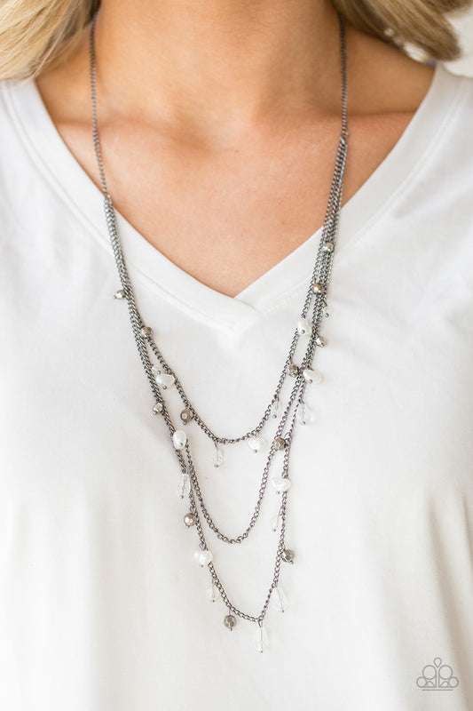 Pebble Beach Beauty - black - Paparazzi necklace