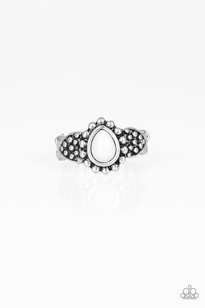 Pep Talk - silver - Paparazzi ring