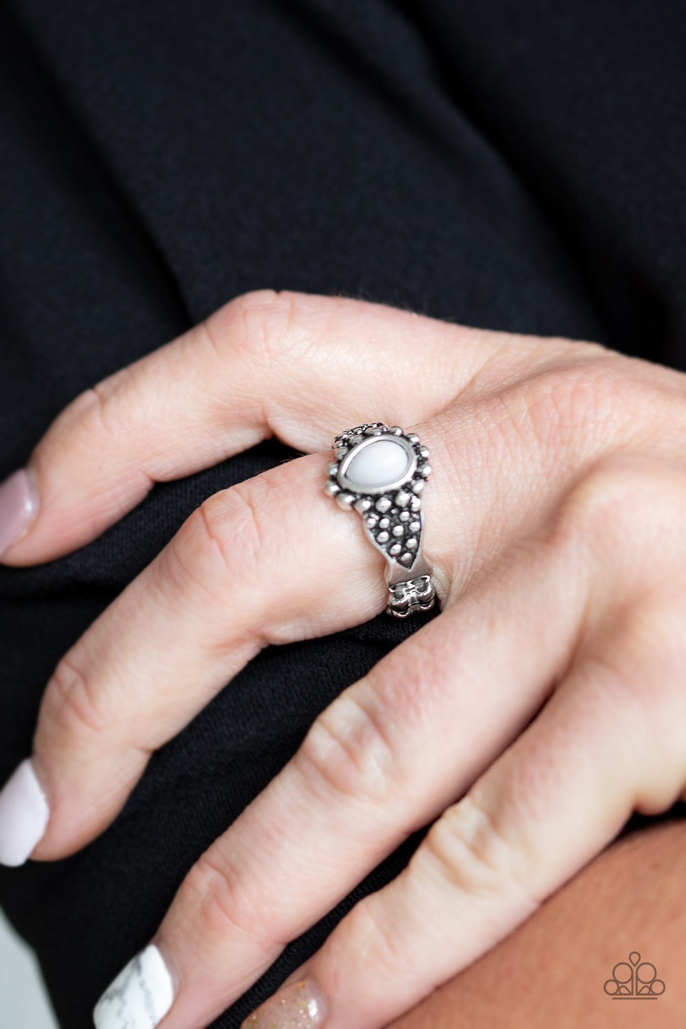 Pep Talk-silver-Paparazzi ring