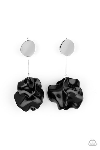 Petal Pathways - black - Paparazzi earrings