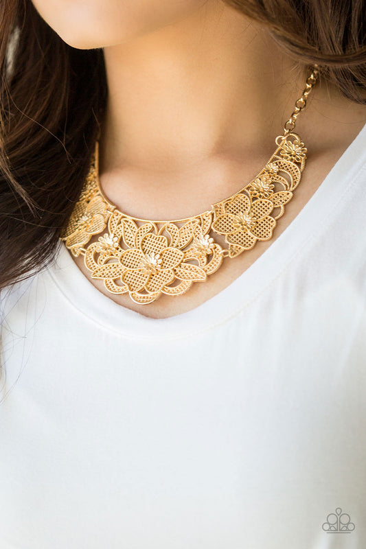 Petunia Paradise - gold - Paparazzi necklace