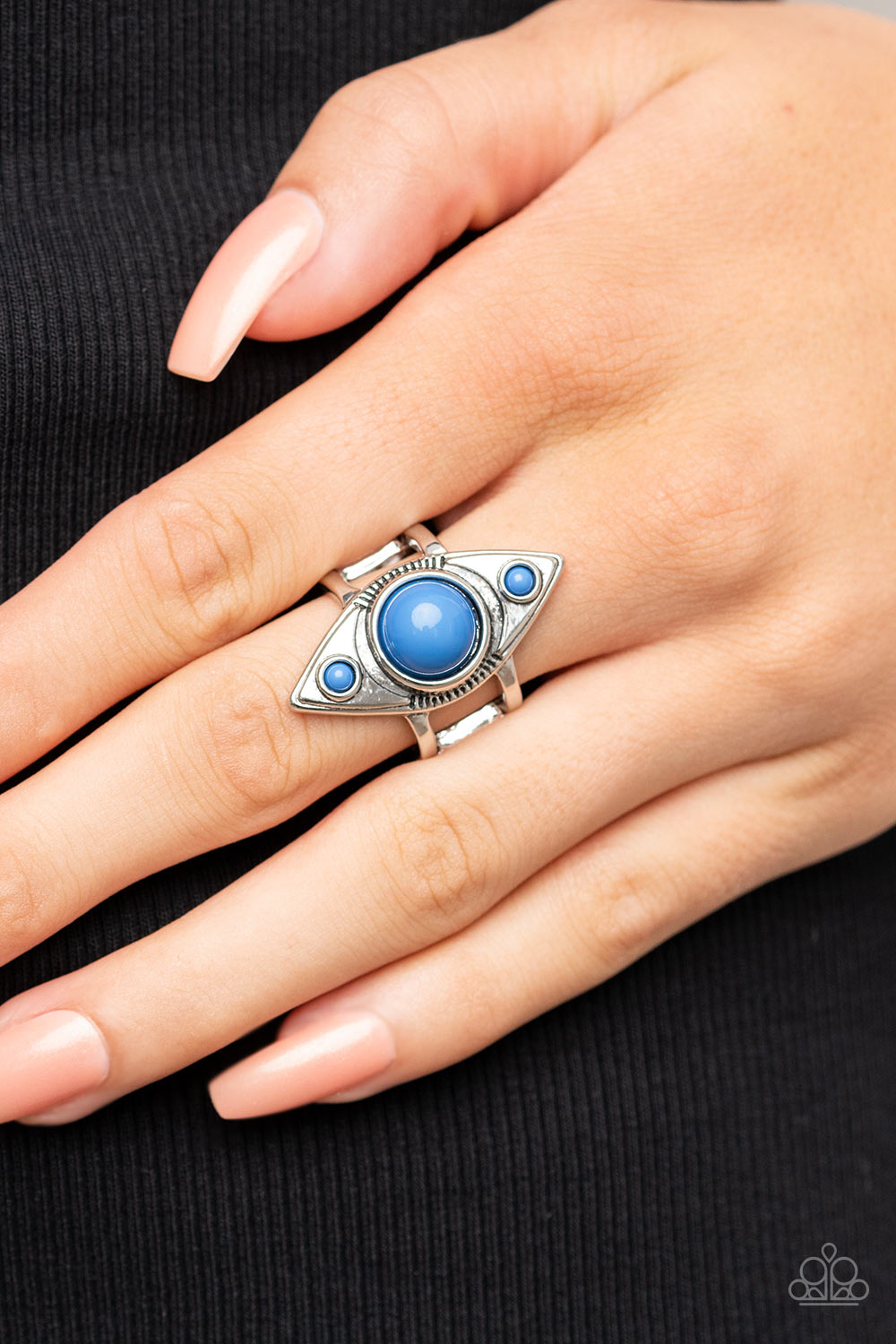 Pivoting Point - blue - Paparazzi ring