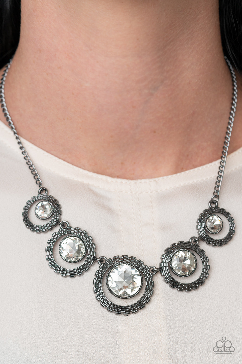 Pixel Perfect - black - Paparazzi necklace – JewelryBlingThing