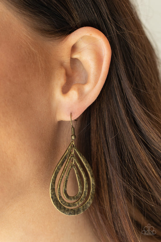 Plains Pathfinder - brass - Paparazzi earrings
