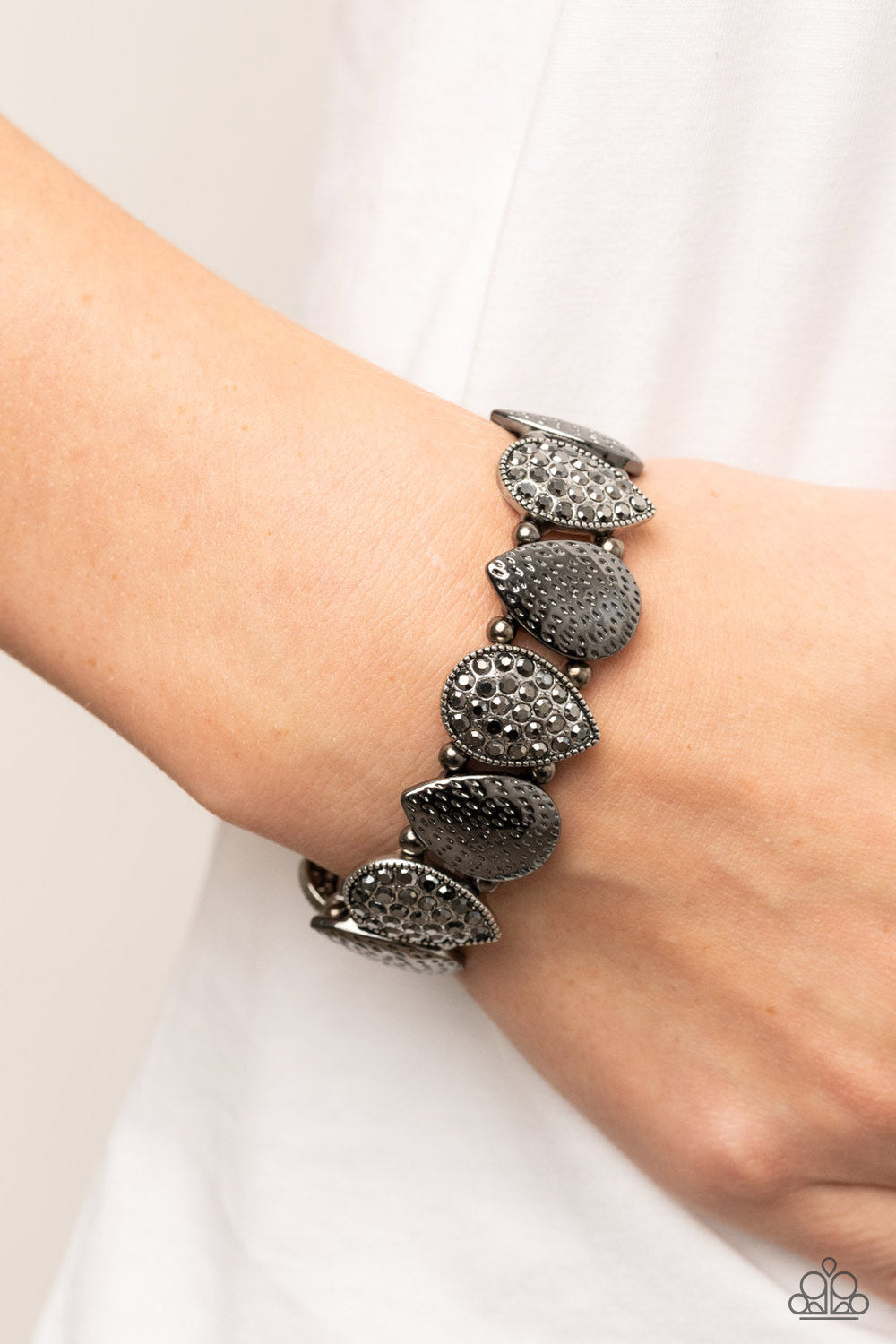 Playing Favorites - multi - Paparazzi bracelet