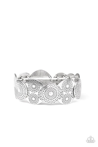 Pleasantly Posy - silver - Paparazzi bracelet