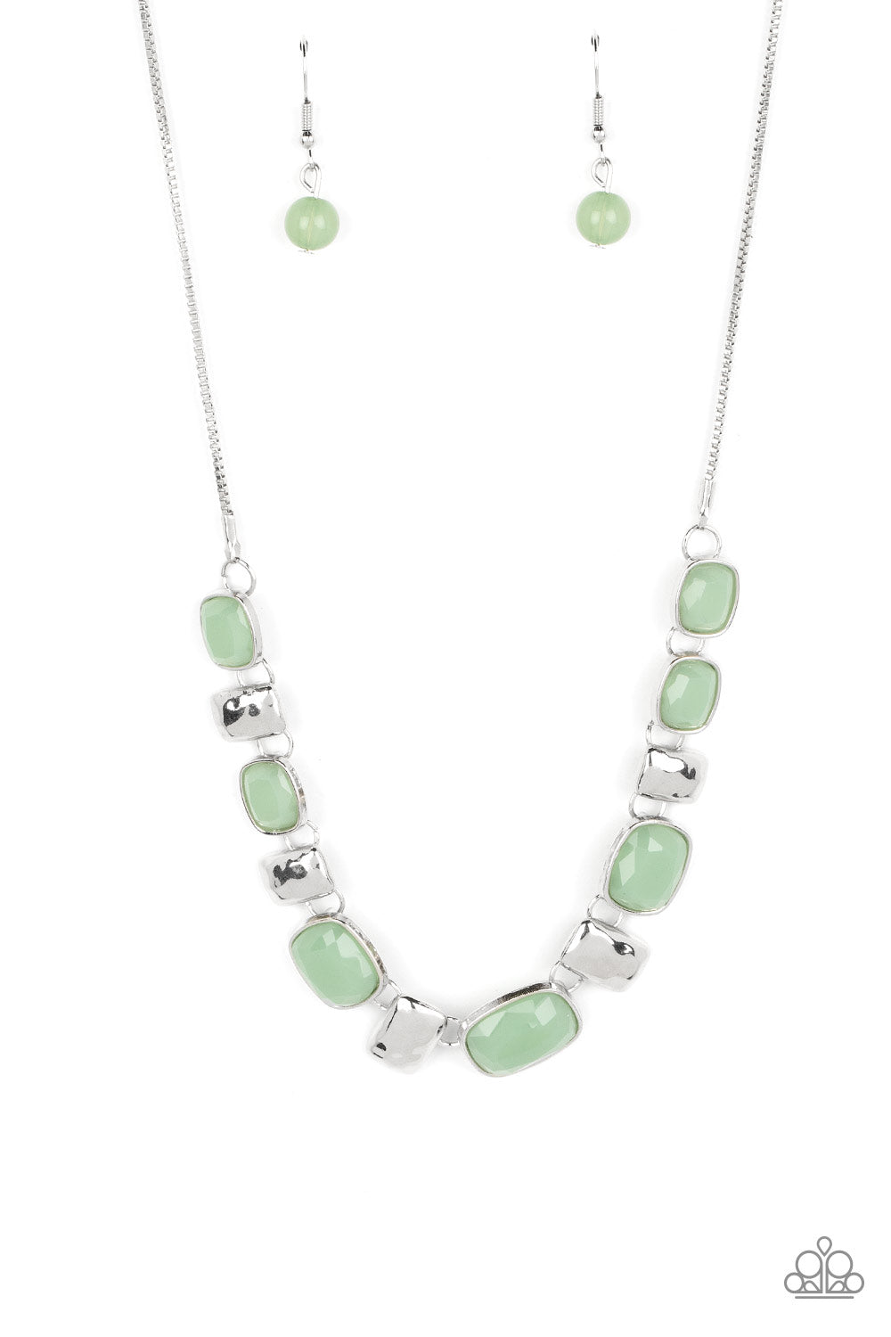 Polished Parade - green - Paparazzi necklace