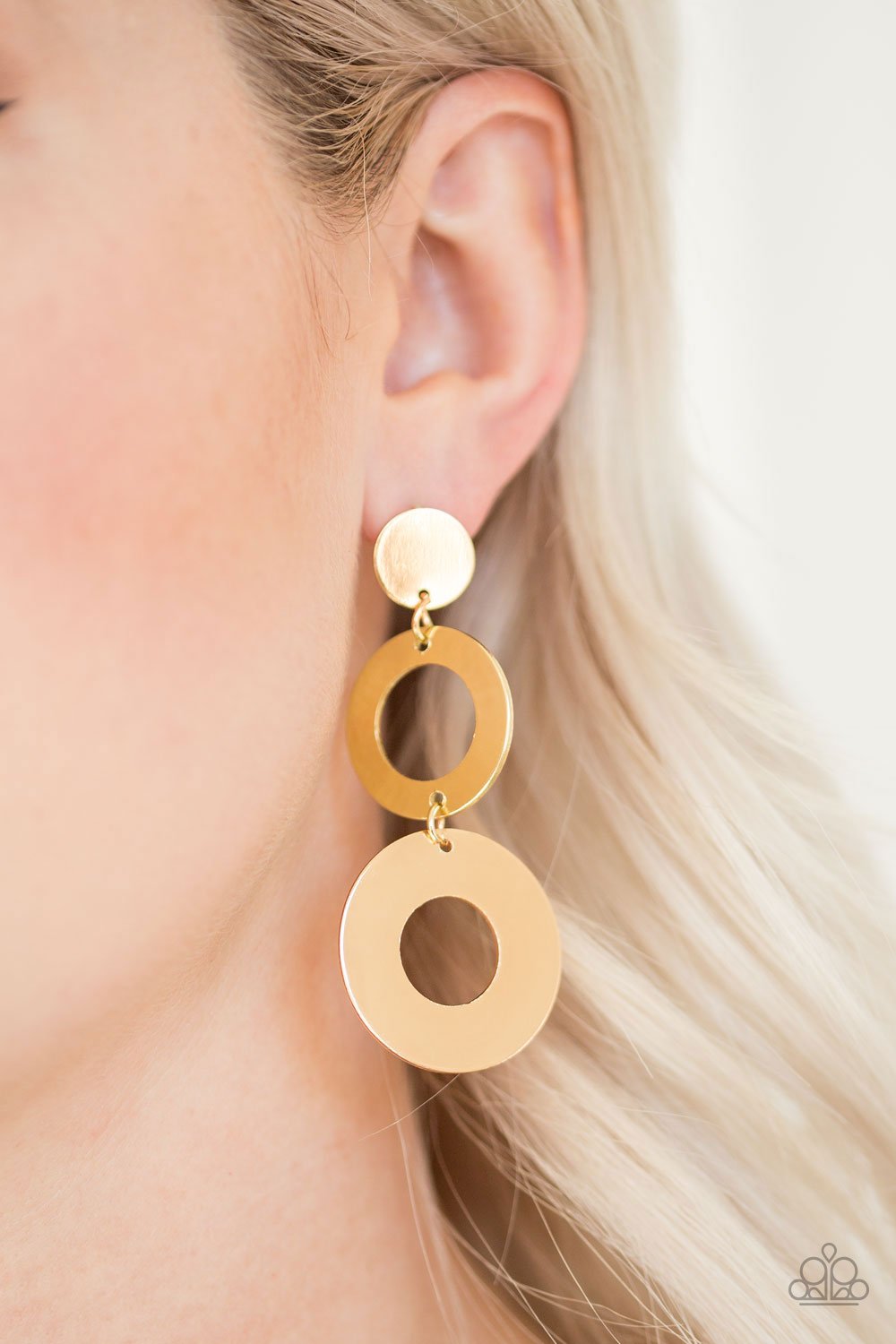 Pop Idol-gold-Paparazzi earrings