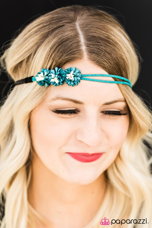 Posy Poise - Paparazzi headband