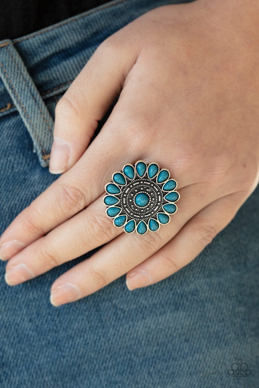 Posy Paradise-blue-Paparazzi ring
