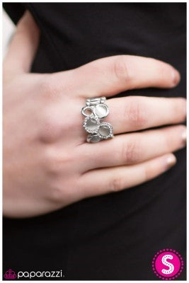 Pour The Bubbly! - White - Paparazzi ring