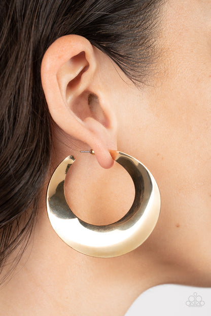 Power Curves - gold - Paparazzi earrings