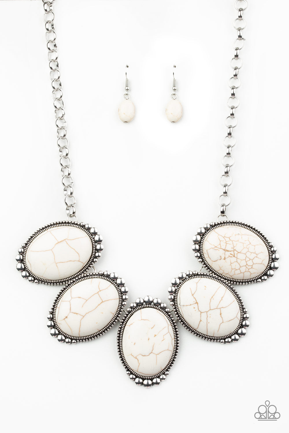 Prairie Goddess - white - Paparazzi necklace