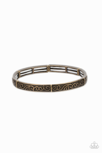 Precisely Petite - brass - Paparazzi bracelet