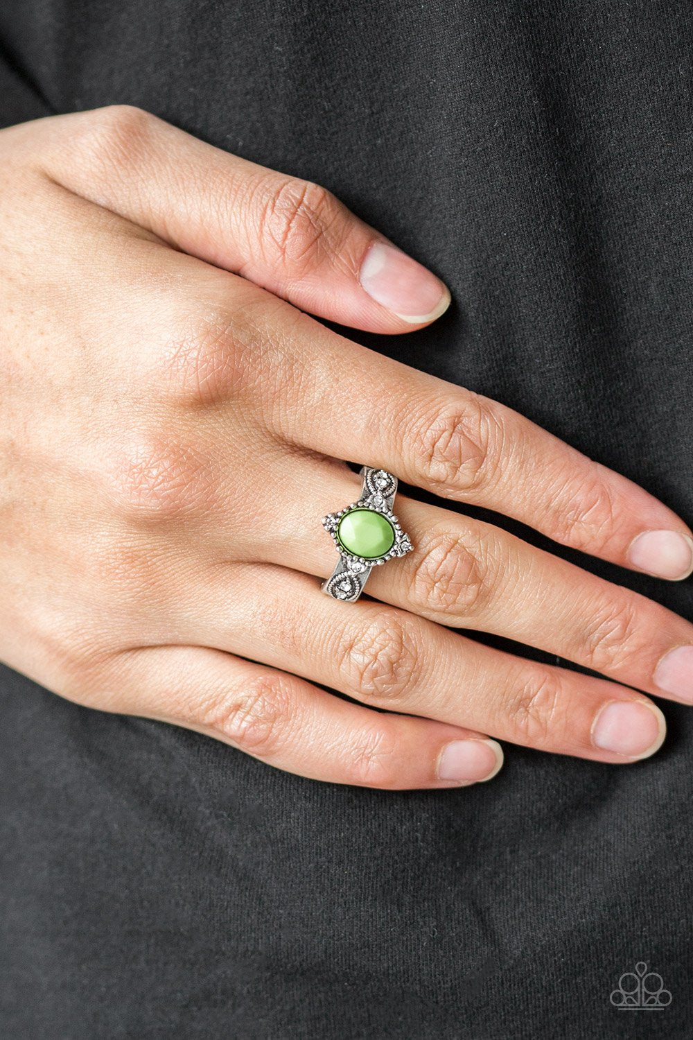 Pricelessly Princess-green-Paparazzi ring