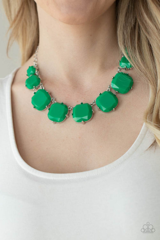 Prismatic Prima Donna - green - Paparazzi necklace