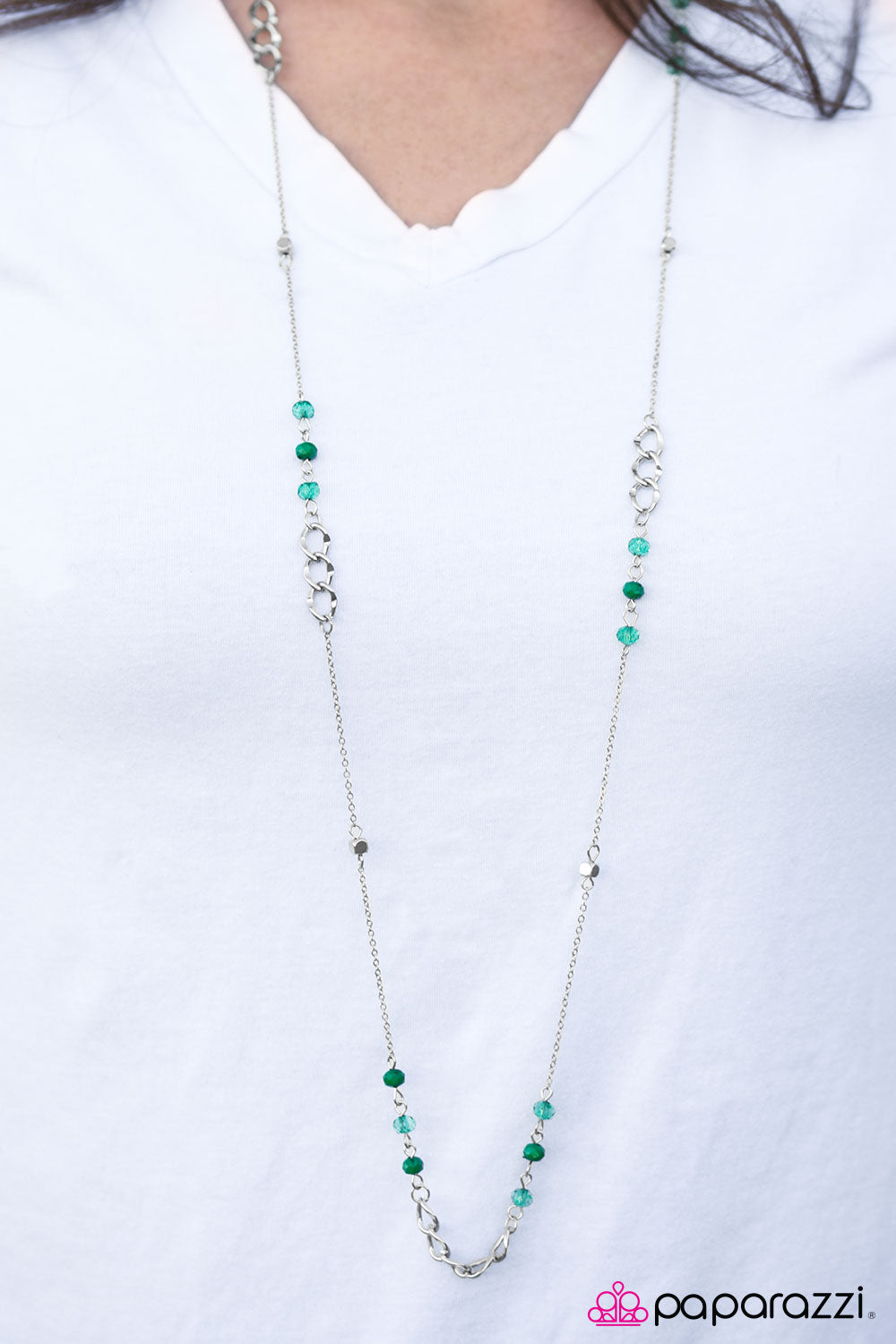 Pristine Bay - Paparazzi necklace