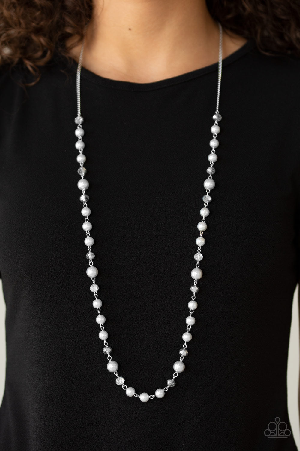 Pristine Prestige - silver - Paparazzi necklace