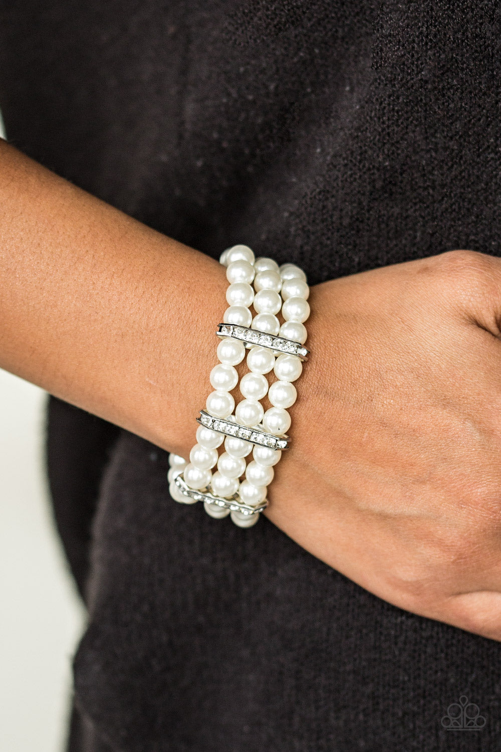 Put On Your Glam Face - white - Paparazzi bracelet