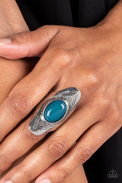 Pyramid Passage - blue - Paparazzi ring