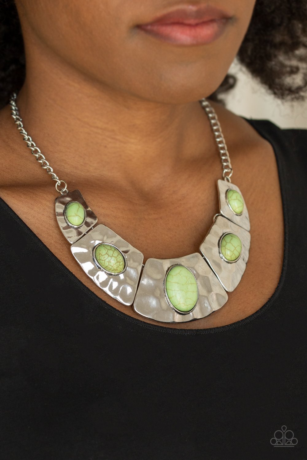 RULER in Favor-green-Paparazzi necklace