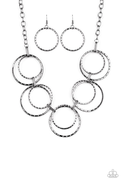 Radiant Revolution - black - Paparazzi necklace