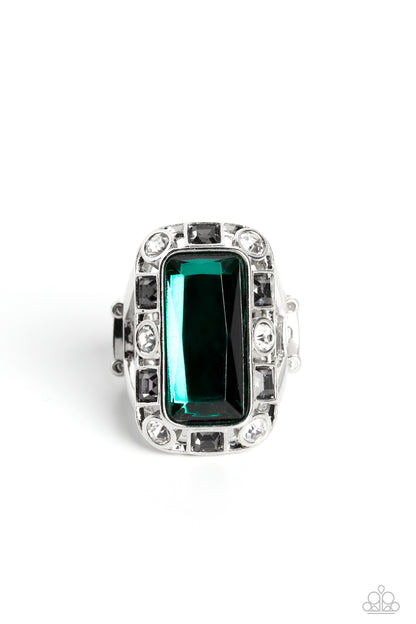 Radiant Rhinestones - green - Paparazzi ring