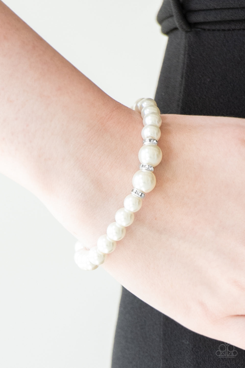 Radiantly Royal - white - Paparazzi bracelet