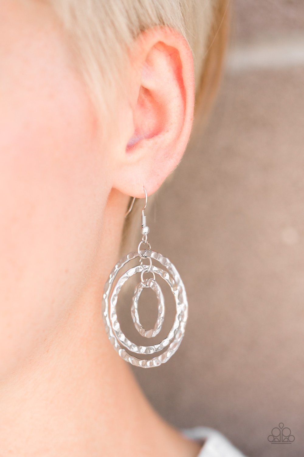 Radical Ripple - silver - Paparazzi earrings
