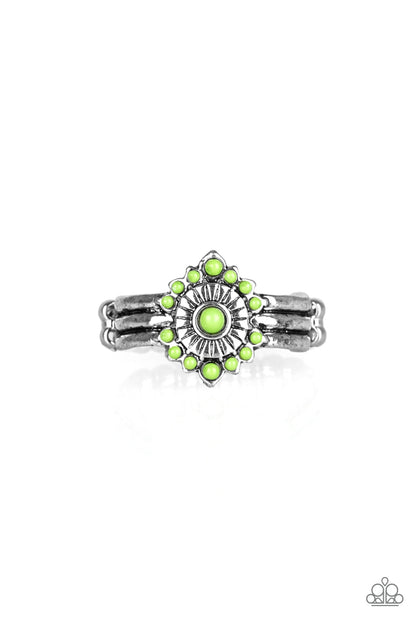Rainbow Rivera - green - Paparazzi ring