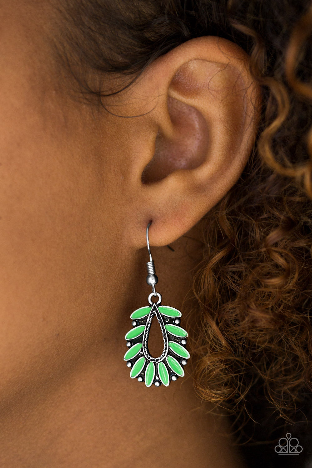 Rainforest Romance - green - Paparazzi earrings