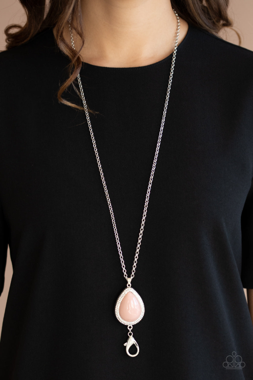 Razzle Dazzle Diva - pink - Paparazzi LANYARD necklace