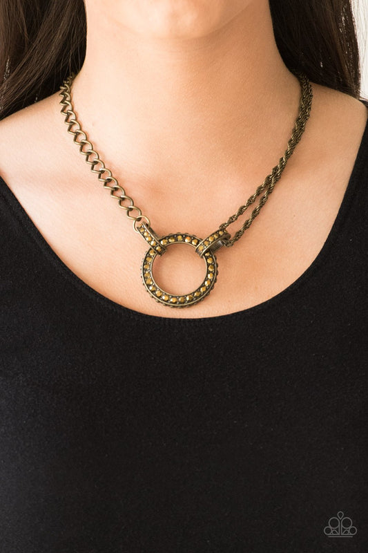 Razzle Dazzle-brass-Paparazzi necklace