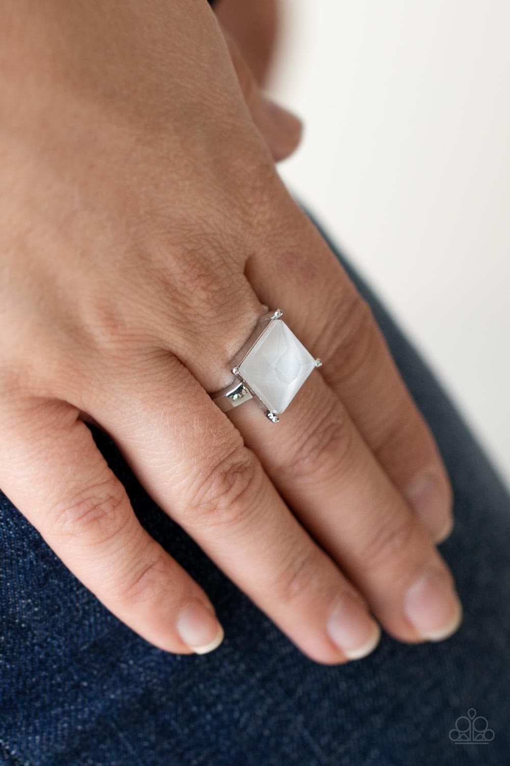 Ready For My Coronation - white - Paparazzi ring
