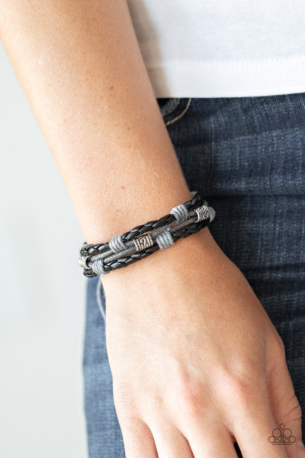 Really Rugged-black-Paparazzi bracelet