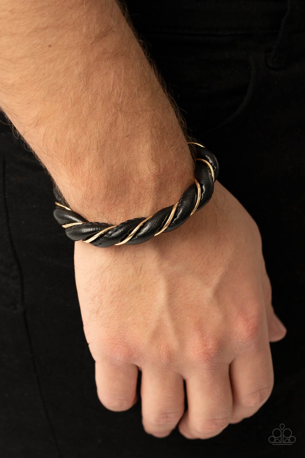 Rebel Relic - gold - Paparazzi MENS bracelet