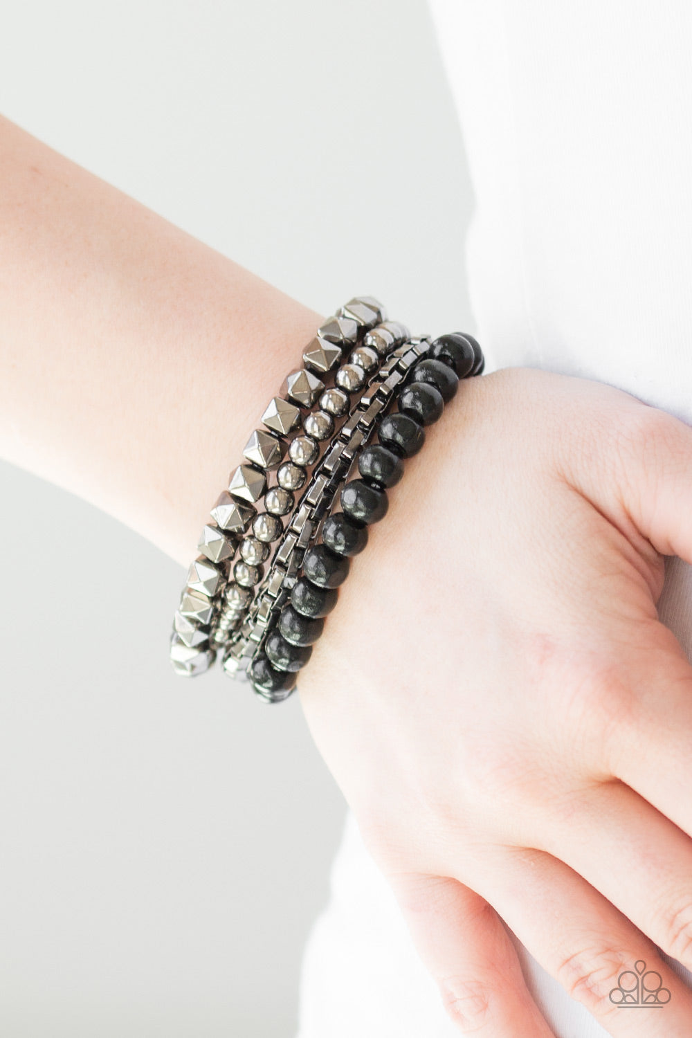 Retro Rocker - black - Paparazzi bracelet