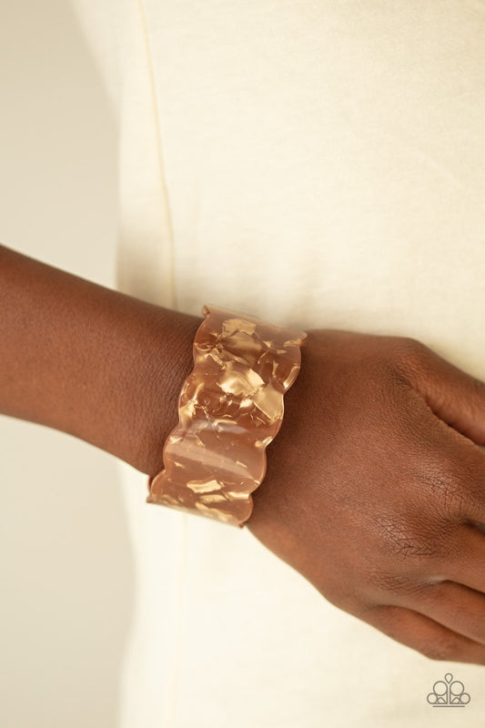 Retro Ruffle-brown-Paparazzi bracelet