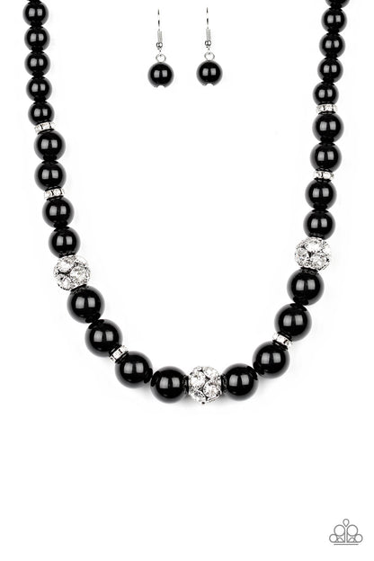 Rich Girl Refinement - black - Paparazzi necklace