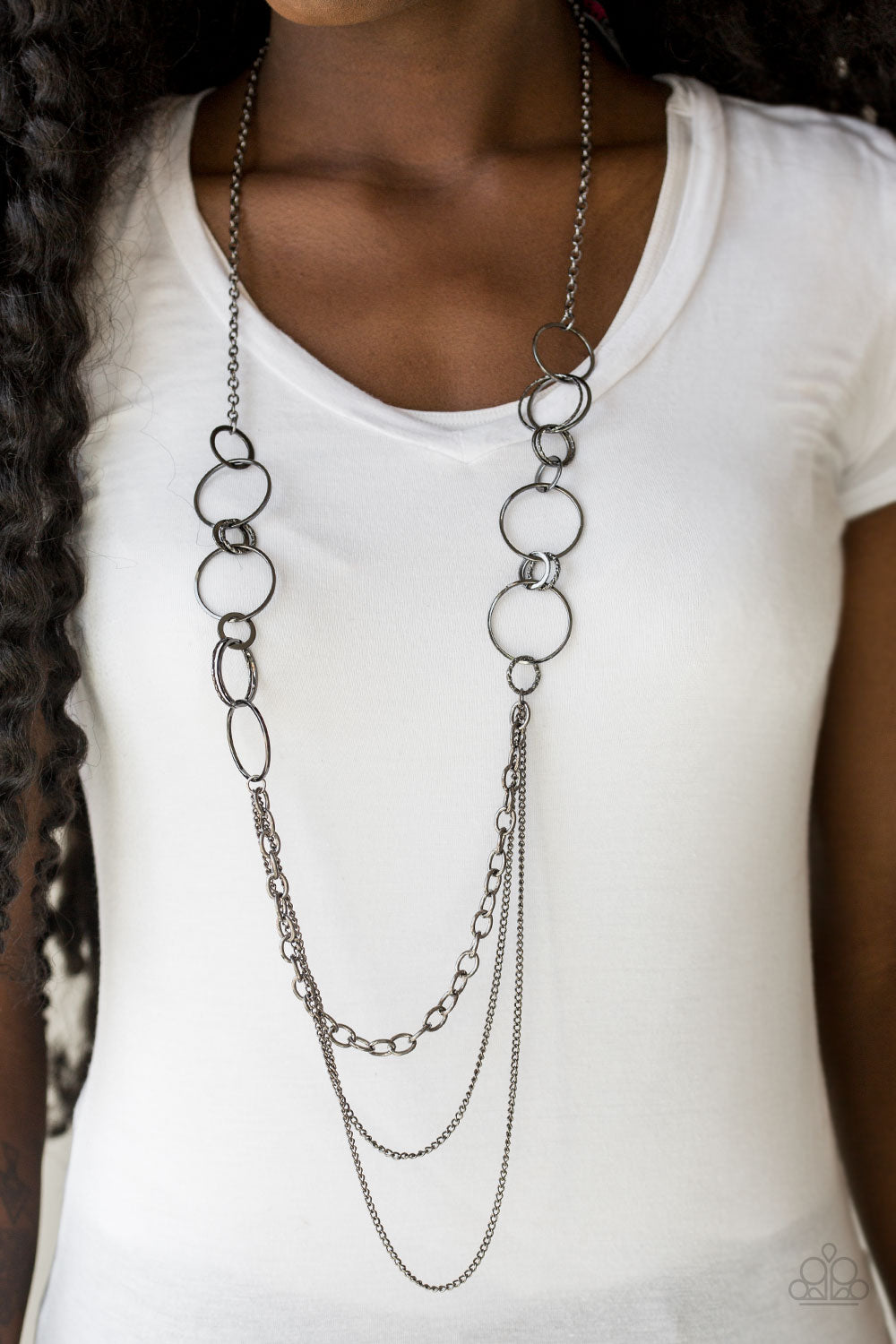 Ring Down the house - black - Paparazzi necklace