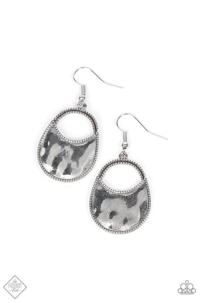 Rio Rancho Relic - silver - Paparazzi earrings