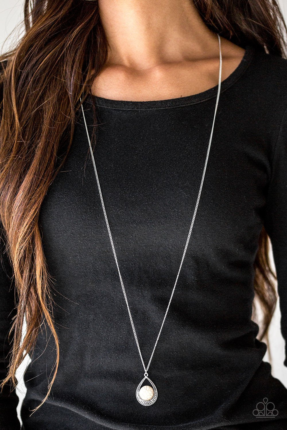 Rio Rancho Resplendence - white - Paparazzi necklace