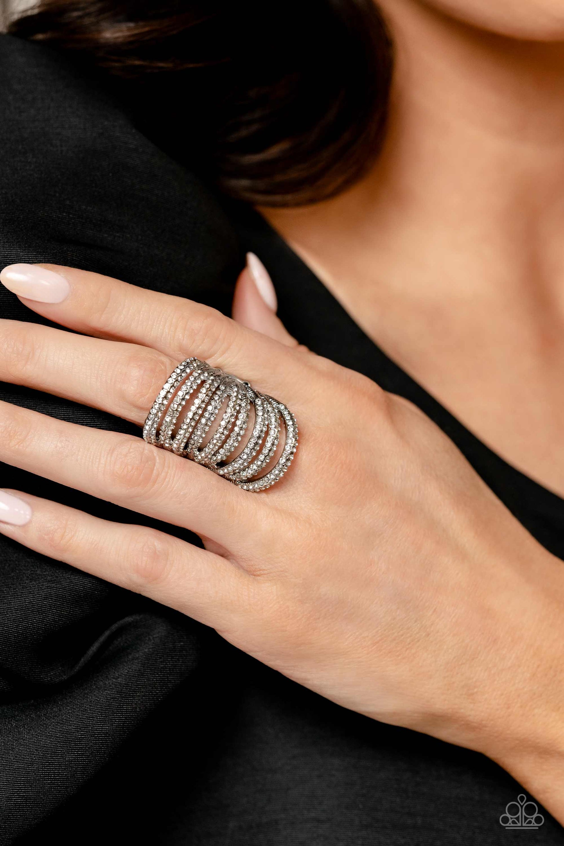 Rippling Rarity - white - Paparazzi ring