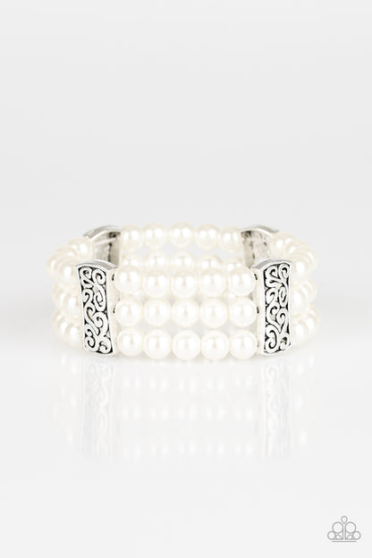 Ritzy Ritz - white - Paparazzi bracelet