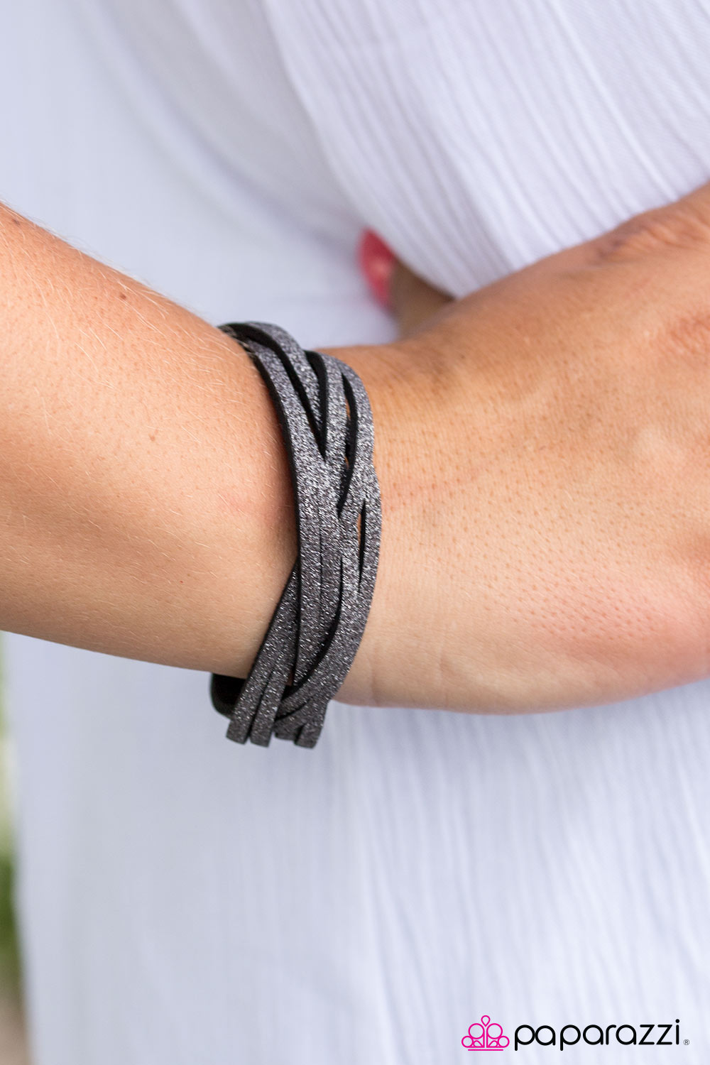 Rock Star Shimmer - dark silver - Paparazzi bracelet