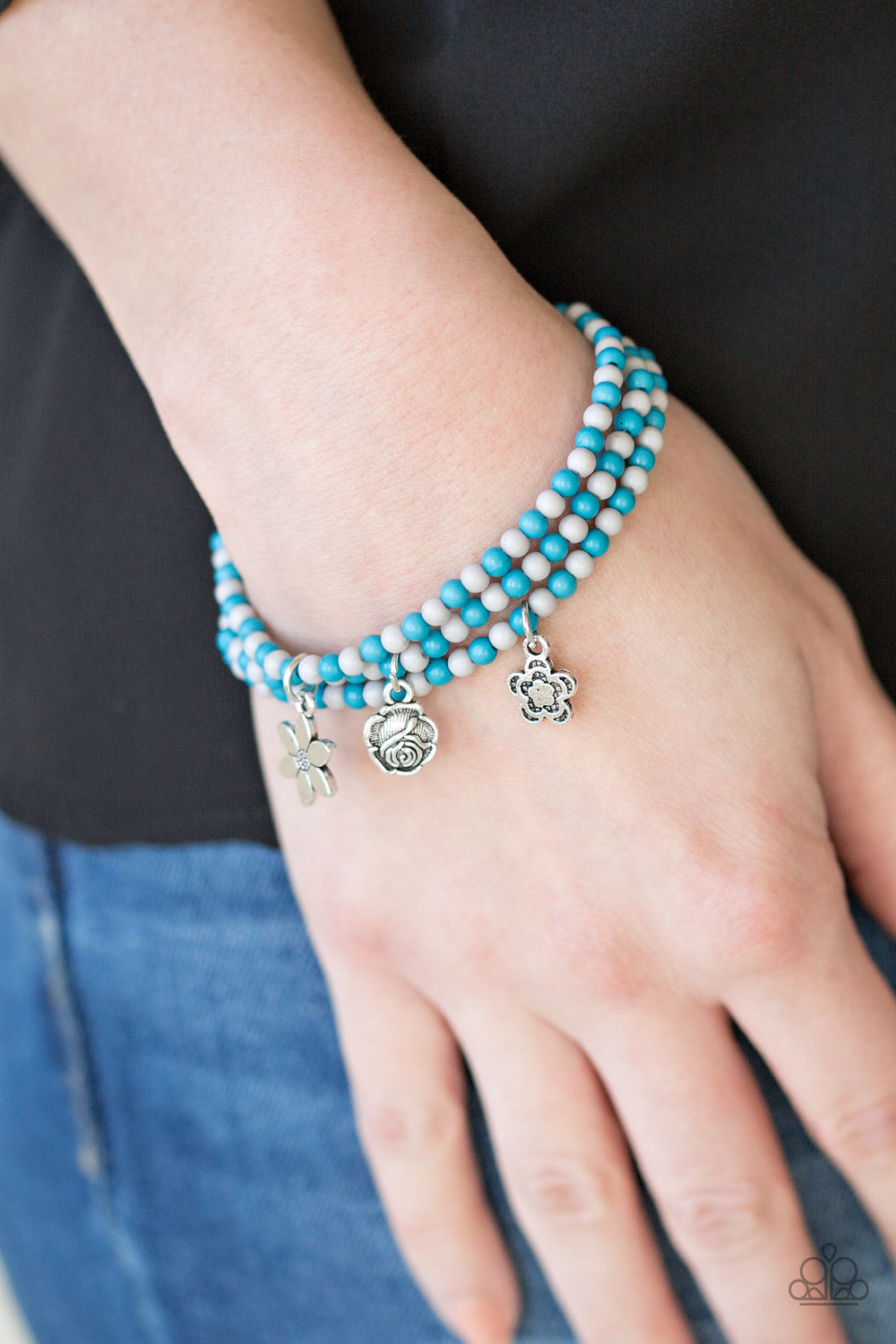 Rooftop Gardens - blue - Paparazzi bracelet
